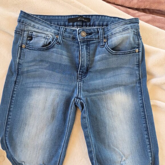 KanCan Distressed Skinny Jeans | Size 27 - Picture 7 of 9
